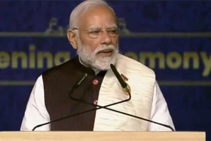 छत्तीसगढ़ की स्थापना दिवस के अवसर पर मोदी ने किया ‘शांति शिखर’ का लोकार्पण