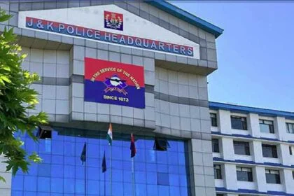 जम्मू-कश्मीर में सीआईके की 13 स्थानों पर छापेमारी