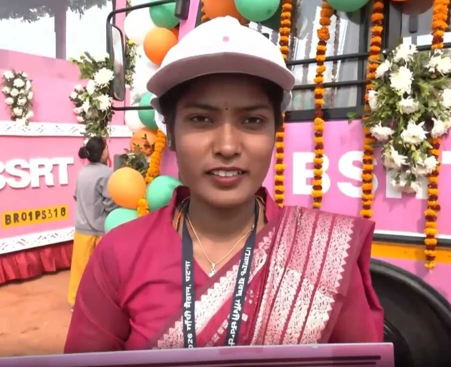 बिहार में पिंक बसों की कमान अब महिलाओं के हाथ, गणतंत्र दिवस झांकी को मिला पहला पुरस्कार
