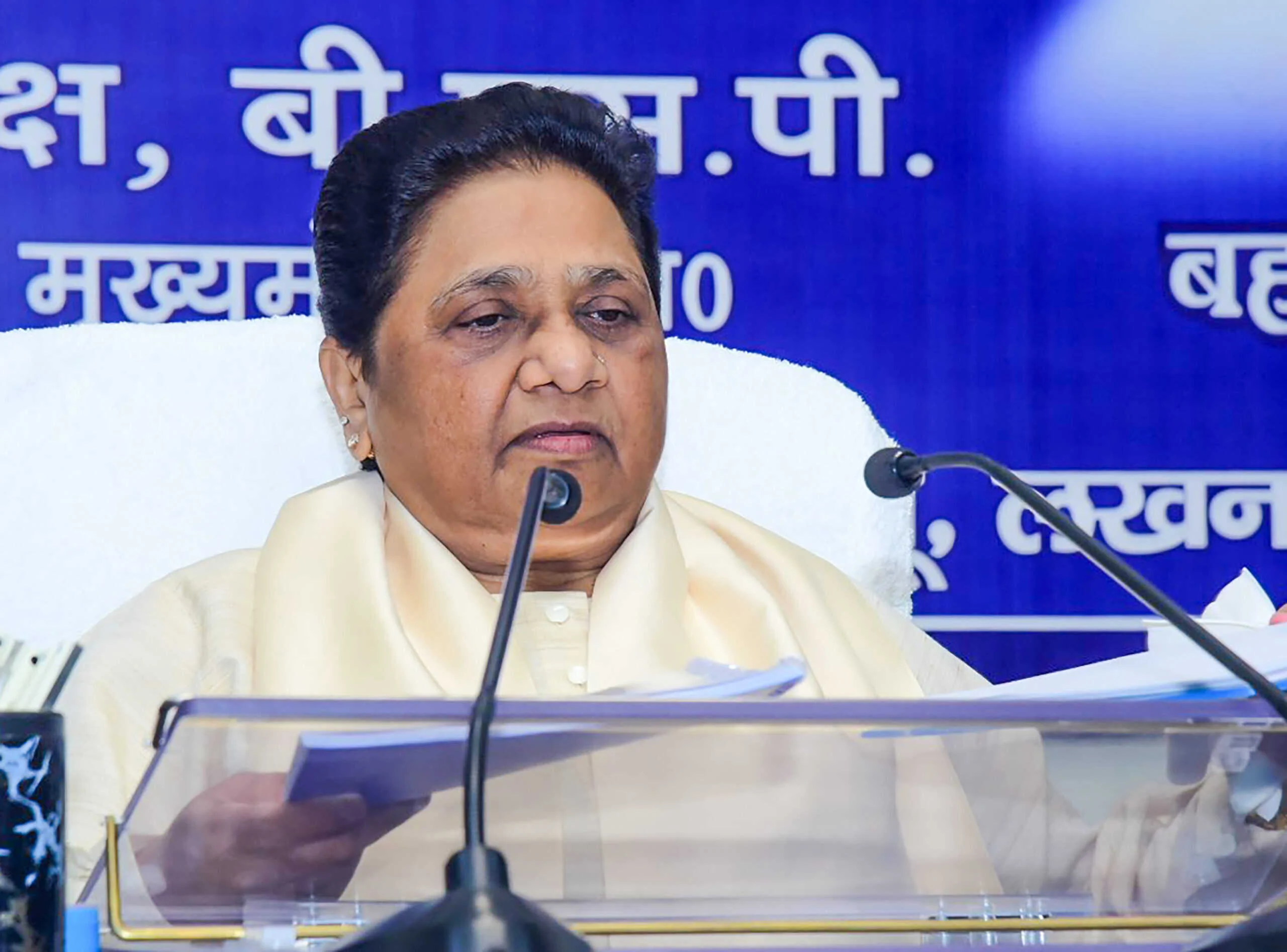 केंद्रीय बजट पर विपक्ष का तीखा हमला, बताया निराशाजनक और जनविरोधी