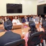 सरकार स्वदेशी रक्षा उद्योग की क्षमता बढाने के लिए प्रतिबद्ध : राजनाथ