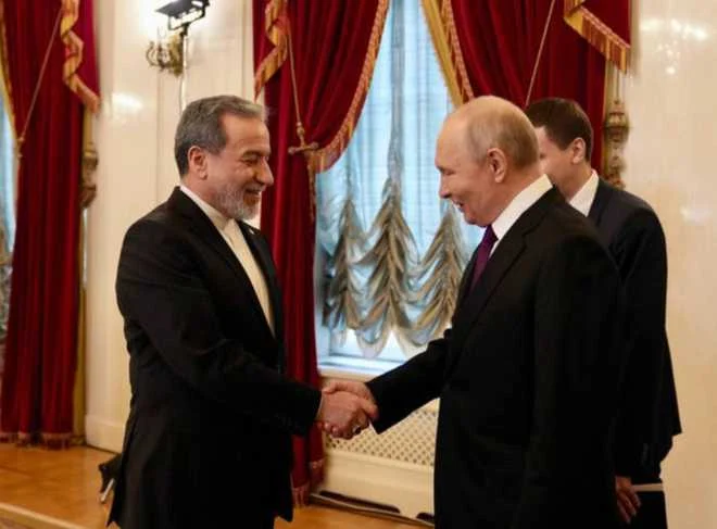 अराघची ने पुतिन से मुलाकात की
